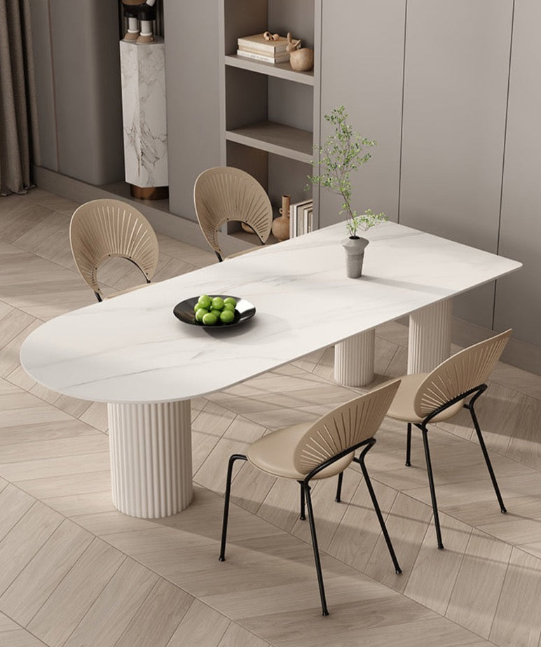 Lacuna Table