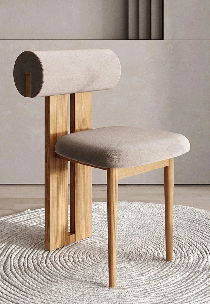Benevolus Chair
